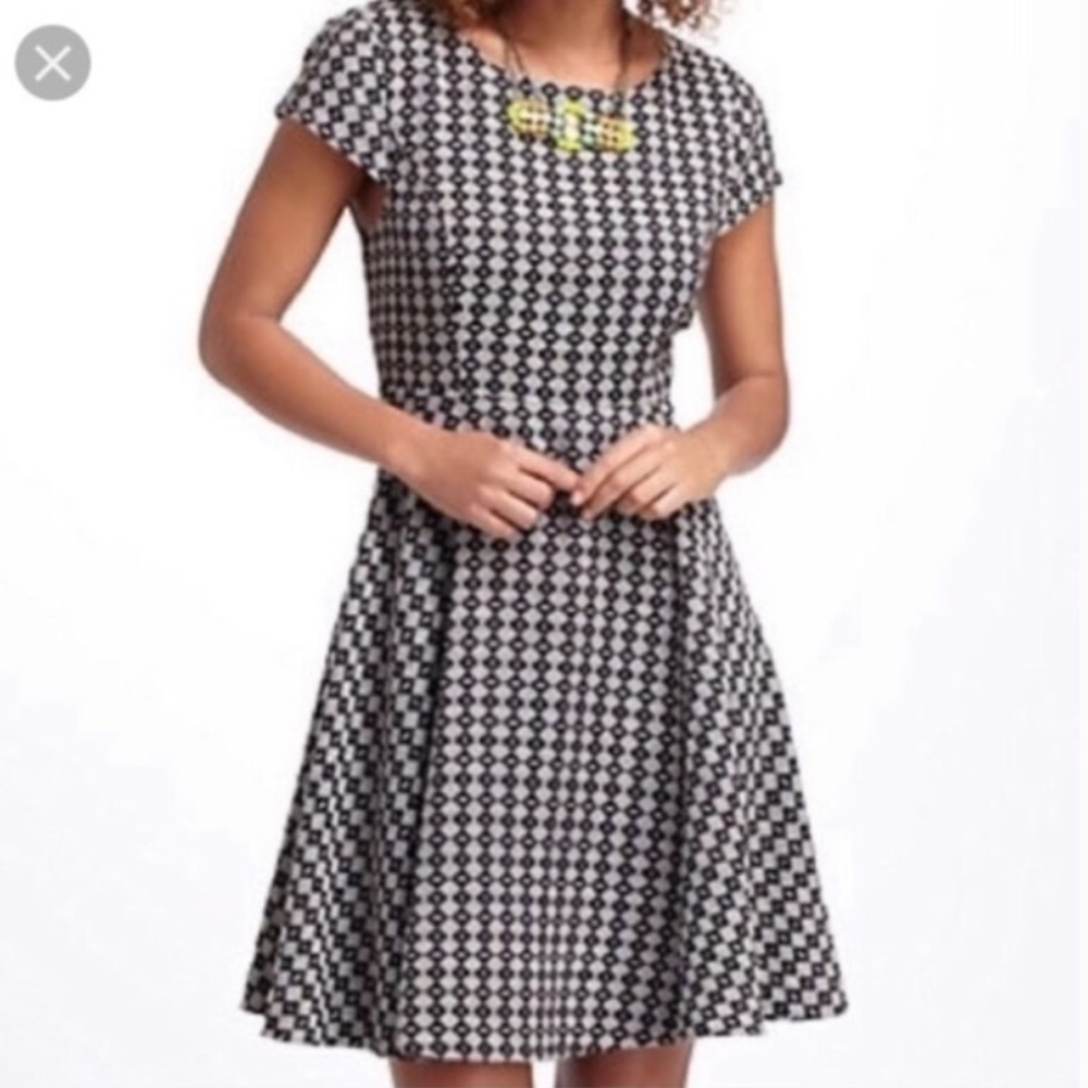 Maeve Black & White Diamond Jacquard Cap Sleeve Fit & Flare Dress